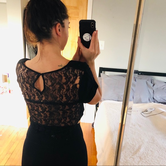 LACE TOP - Picture 4 of 7